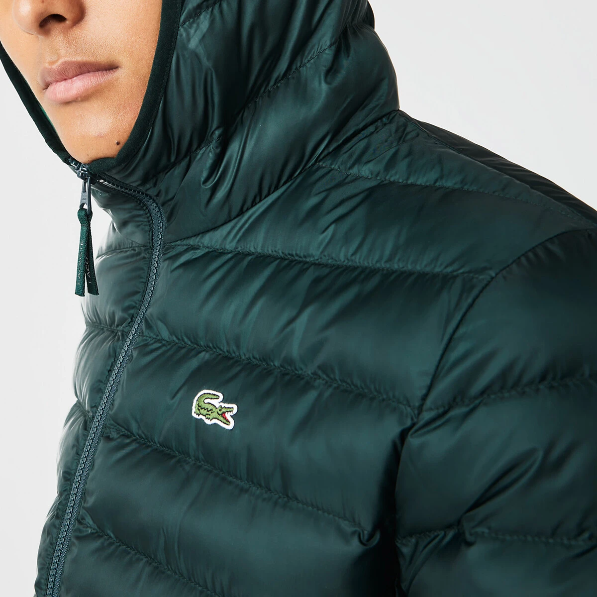 Lacoste Doudoune Légère Zippée à Capuche 19 Lacoste Doudoune Légère Zippée à Capuche – Image 19