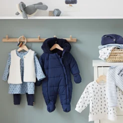 Gilet à Capuche Boutonné Et Doublé, Coton Bio 11 Gilet à Capuche Boutonné Et Doublé, Coton Bio -Mode Décontractée 134c420322d22e8caa3d17499e4194fa