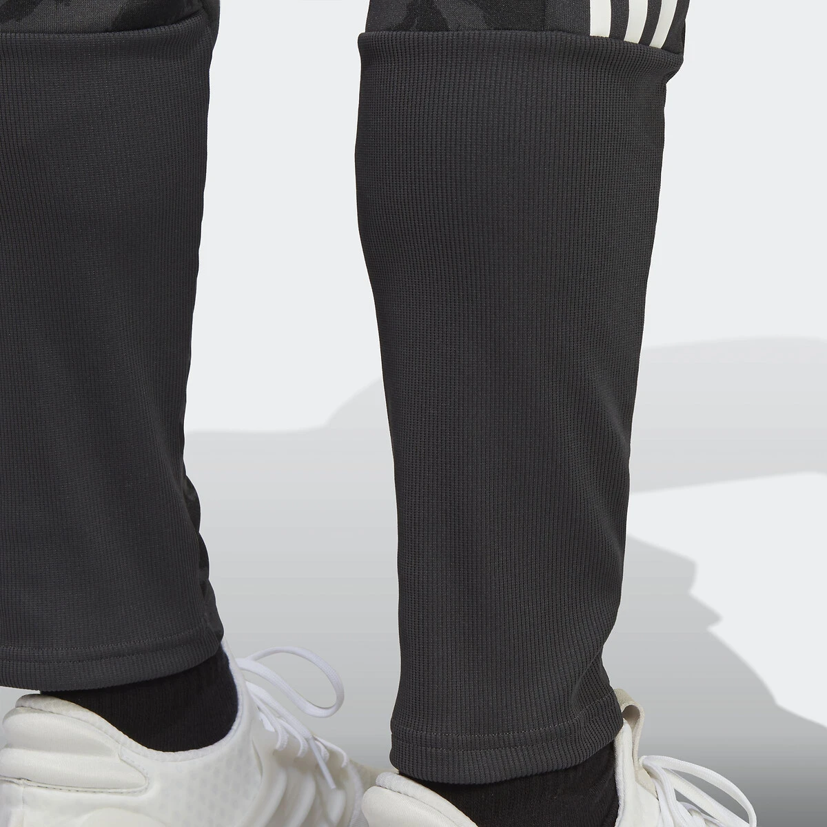 Adidas Sportswear Jogging Tiro Suit-Up Lifestyle 4 Adidas Sportswear Jogging Tiro Suit-Up Lifestyle – Image 4