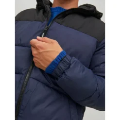 Jack & Jones Doudoune Zippée à Capuche Chili 10 Jack & Jones Doudoune Zippée à Capuche Chili -Mode Décontractée 2e1679a9a370688ac5e9b00094c6337d