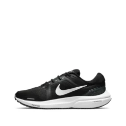 Nike Baskets Air Zoom Vomero 16 10 Nike Baskets Air Zoom Vomero 16 -Mode Décontractée 2e77c6c8c40b62b4c4936d98ffcfdb1c