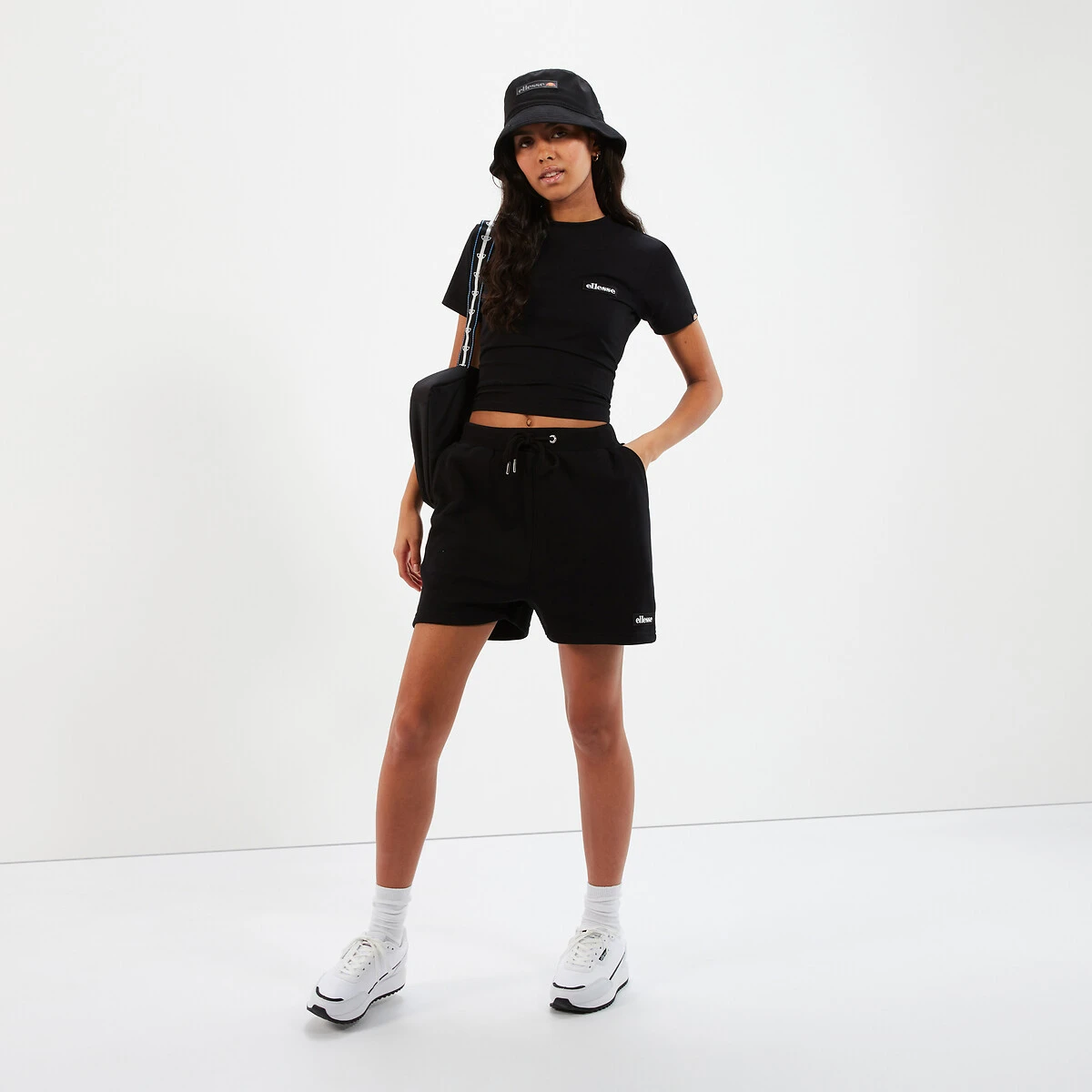 Ellesse T-shirt Crop, Chelu 3 Ellesse T-shirt Crop, Chelu – Image 3