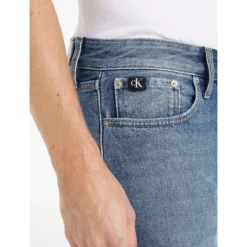 Calvin Klein Jeans Jean Droit Authentic Straight 8 Calvin Klein Jeans Jean Droit Authentic Straight -Mode Décontractée 3d2abf668d9b85f1d90a9d2a8959e7fa