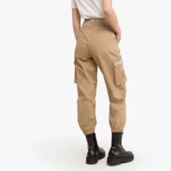 Converse Pantalon Cargo Large 7 Converse Pantalon Cargo Large -Mode Décontractée 3df69e4bc95524a0b1be7dc83a732907