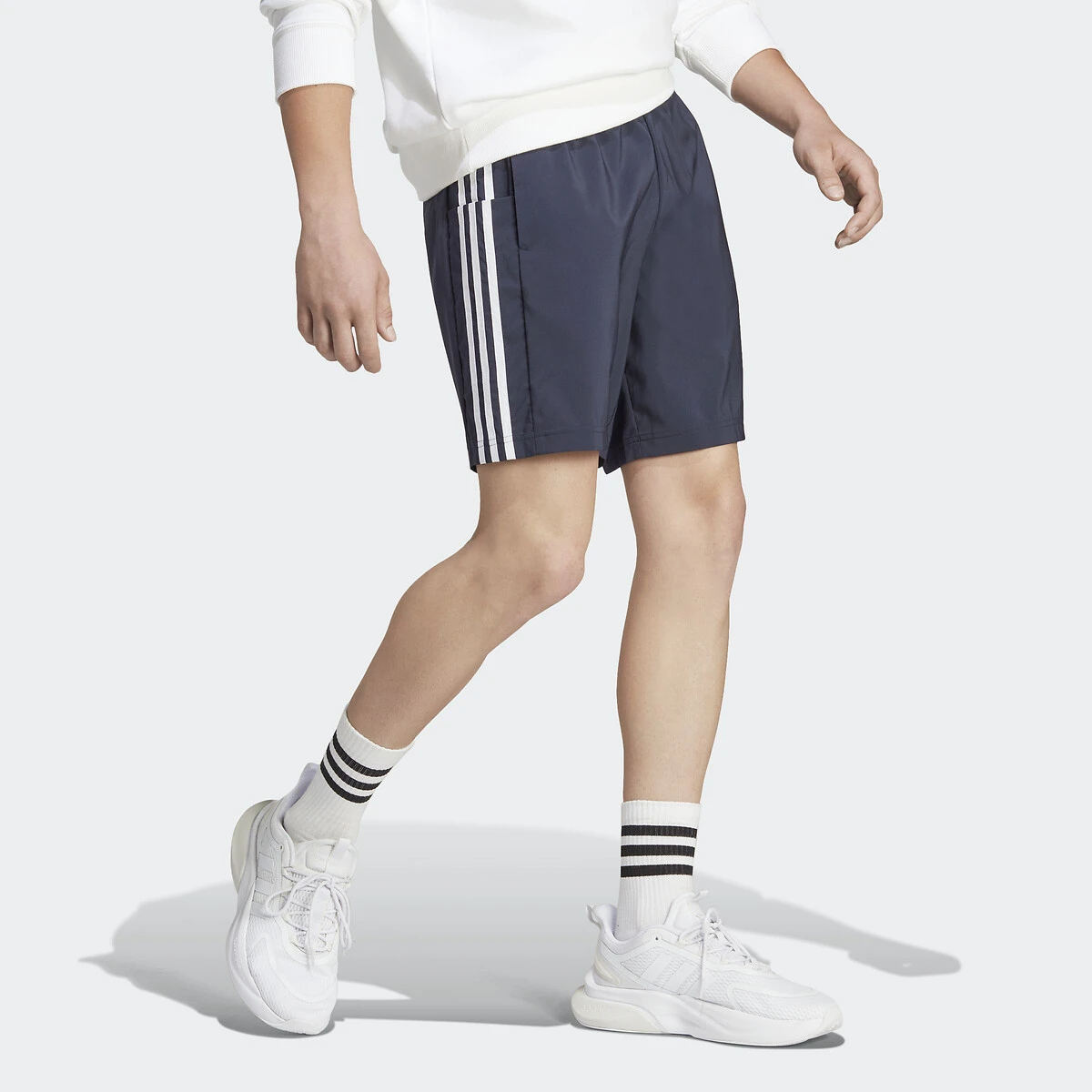 Adidas Sportswear Short à 3 Bandes AEROREADY Essentials Chelsea 1 Adidas Sportswear Short à 3 Bandes AEROREADY Essentials Chelsea