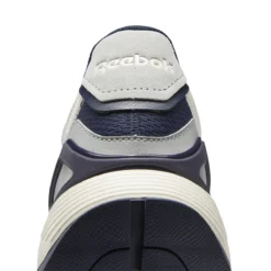 REEBOK CLASSICS Baskets Cuir Classic Legacy AZ 15 REEBOK CLASSICS Baskets Cuir Classic Legacy AZ -Mode Décontractée 550de4a26c6bffed8309b5aa35fccde7