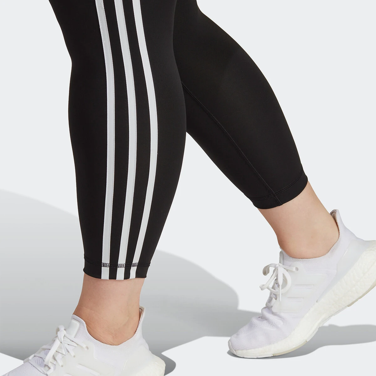 ADIDAS PERFORMANCE Legging 7/8 Essentials 3-Stripes Taille Haute 5 ADIDAS PERFORMANCE Legging 7/8 Essentials 3-Stripes Taille Haute – Image 5