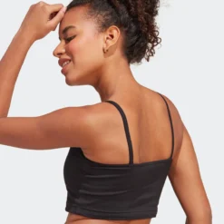 Adidas Sportswear Top Crop Fines Bretelles, Brand Of Love 11 Adidas Sportswear Top Crop Fines Bretelles, Brand Of Love -Mode Décontractée 6e5e89d4df2d319ad7723519be60e8ea