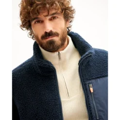 Blouson Court Col Montant 14 Blouson Court Col Montant -Mode Décontractée 736f6b46f830ebcdf80bb60eda7d1c38