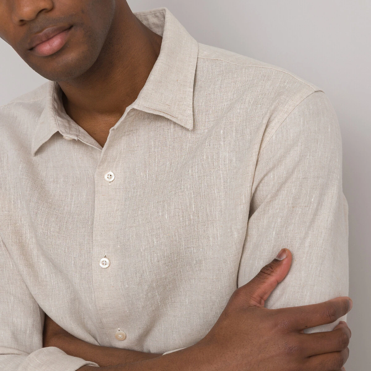 Chemise Droite Signature, Manches Longues, En Lin 11 Chemise Droite Signature, Manches Longues, En Lin – Image 11