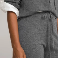 Pantalon Jogger, En Cachemire Et Laine -Mode Décontractée 7a4dcfb1f5d7e953f6bc14a4a67e1347