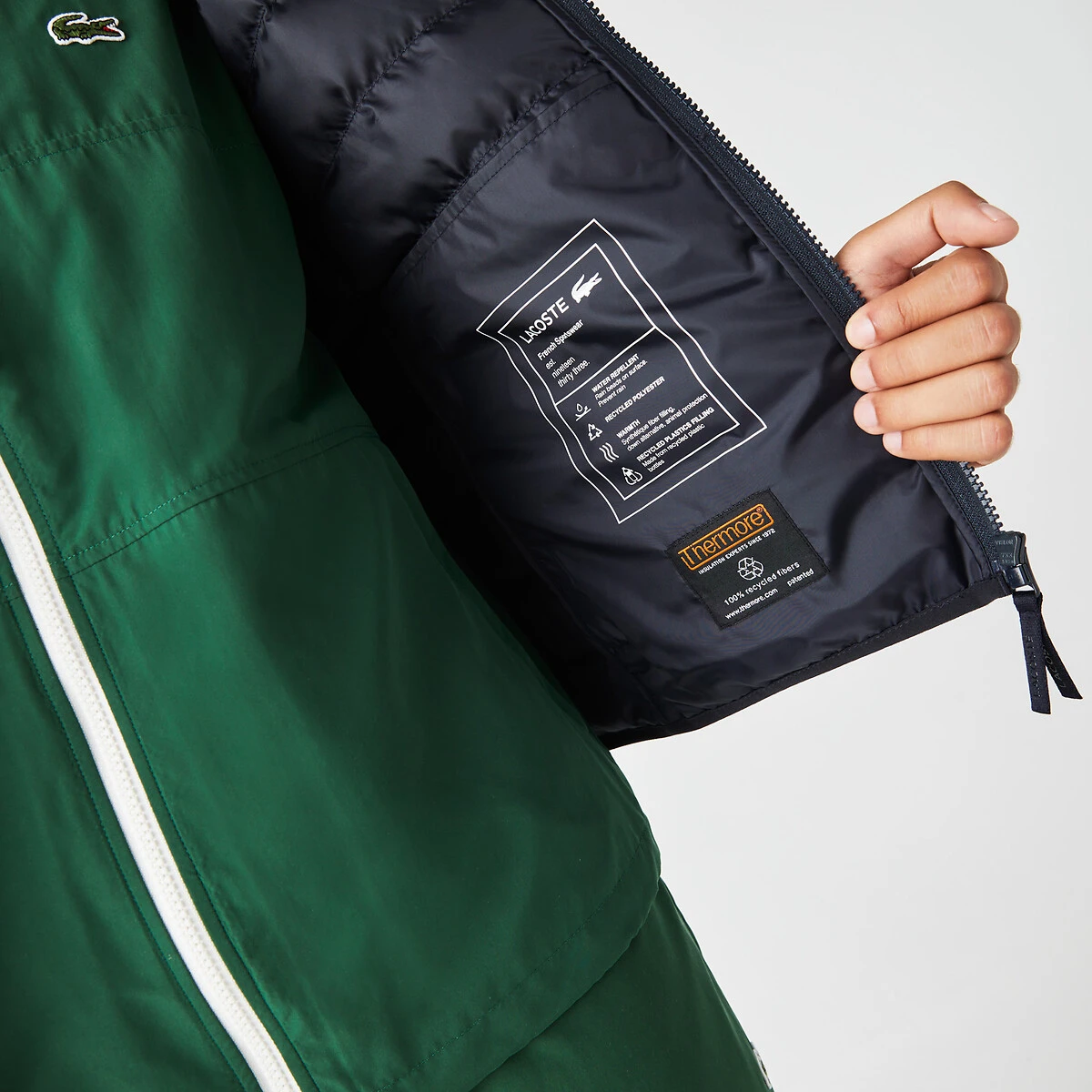 Lacoste Doudoune Légère Zippée à Capuche 7 Lacoste Doudoune Légère Zippée à Capuche – Image 7