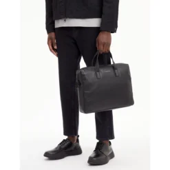 Calvin Klein Porte-ordinateur CK Must 11 Calvin Klein Porte-ordinateur CK Must -Mode Décontractée 866036abe808329a7a351fe8ac754750