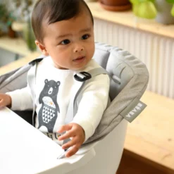 Beaba Chaise Haute Up And Down -Mode Décontractée 93dd37ad08fb32f583e549f8be4694cb