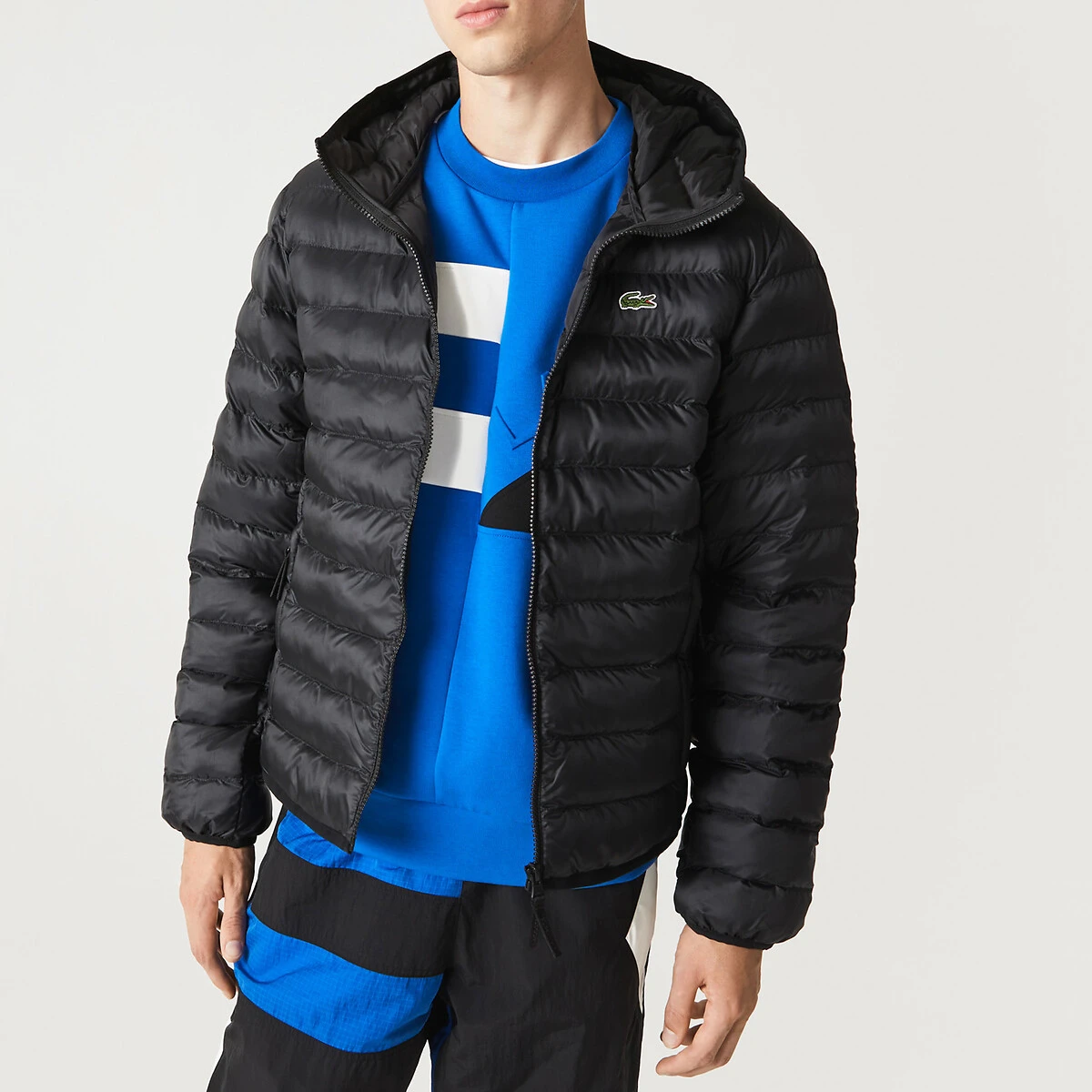 Lacoste Doudoune Légère Zippée à Capuche 10 Lacoste Doudoune Légère Zippée à Capuche – Image 10