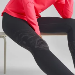 Puma Legging Running 7/8 Graphic Tight 7 Puma Legging Running 7/8 Graphic Tight -Mode Décontractée 9f25fc93098e057d5c13bd750fe9bc23