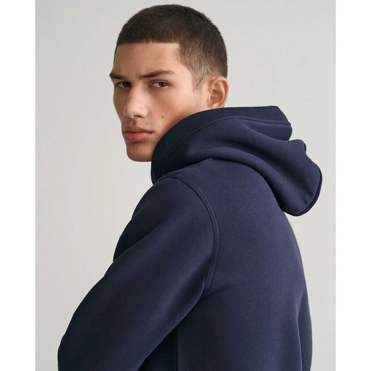 Gant Sweat à Capuche Droit Archive Shield 4 Gant Sweat à Capuche Droit Archive Shield – Image 4