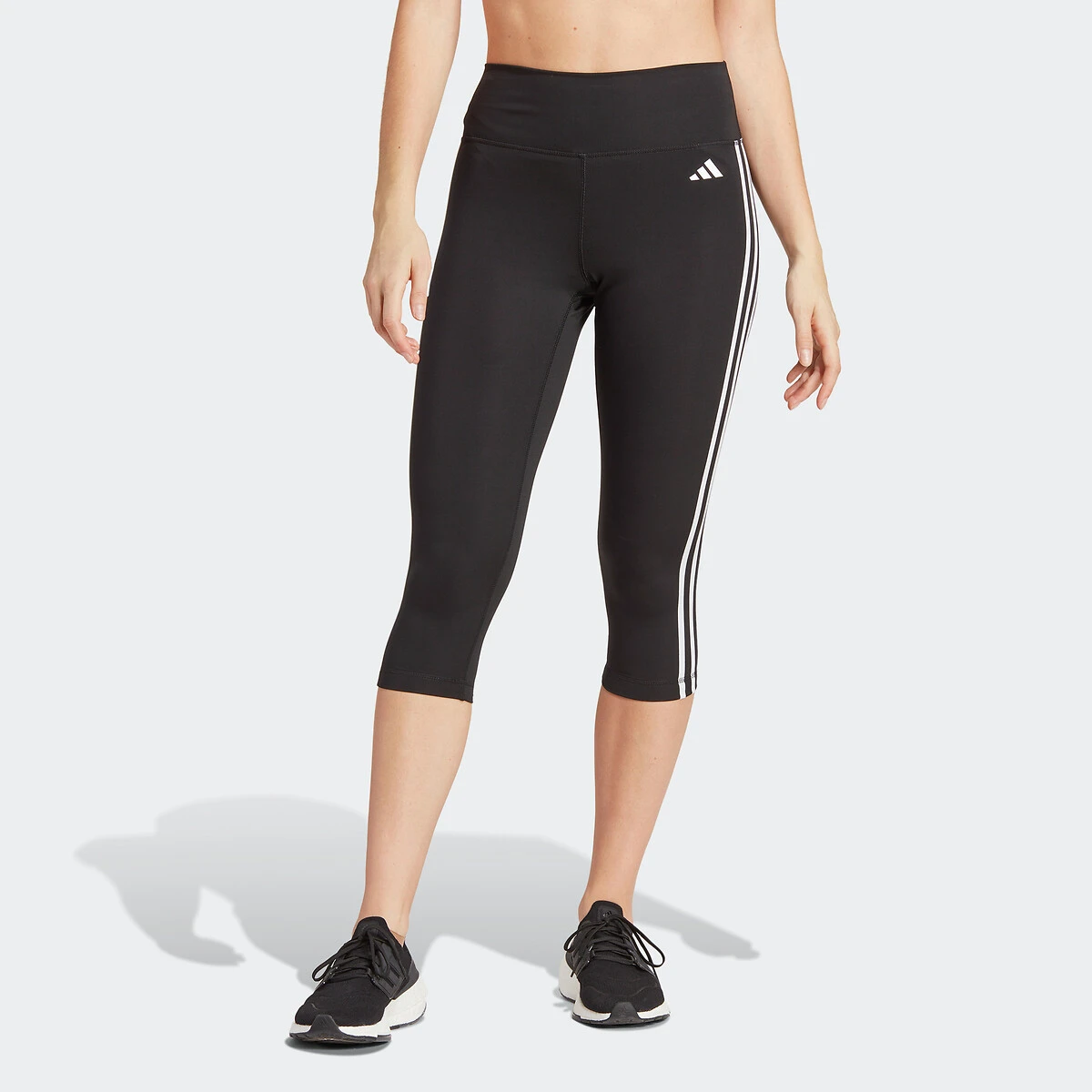 ADIDAS PERFORMANCE Legging 3/4 Taille Haute Essentials 3 Stripes 1 ADIDAS PERFORMANCE Legging 3/4 Taille Haute Essentials 3 Stripes