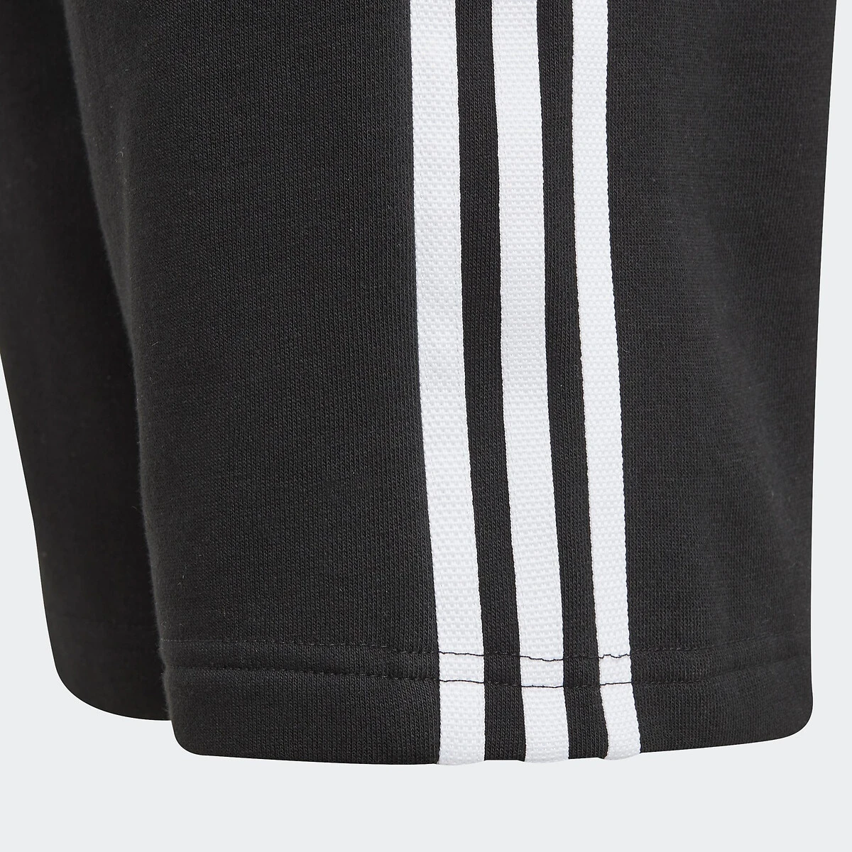 Adidas Originals Short Coton 3 Bandes Côtés 4 Adidas Originals Short Coton 3 Bandes Côtés – Image 4