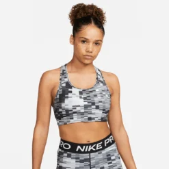 Nike Brassière De Sport Swoosh