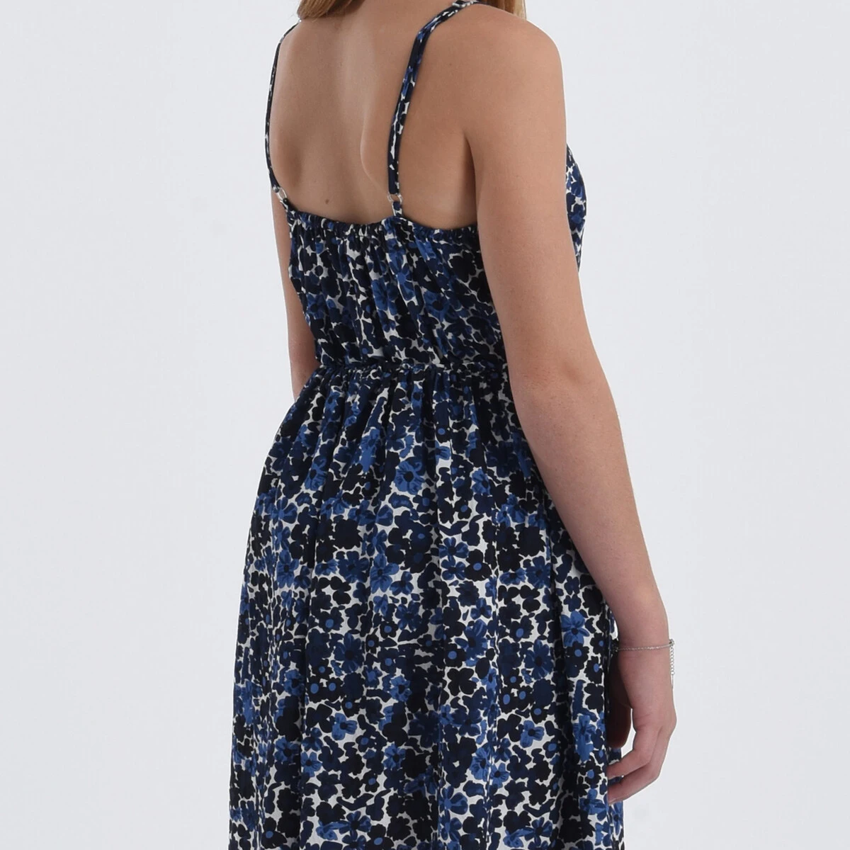 Robe Fines Bretelles, Imprimé Fleurs 3 Robe Fines Bretelles, Imprimé Fleurs – Image 3
