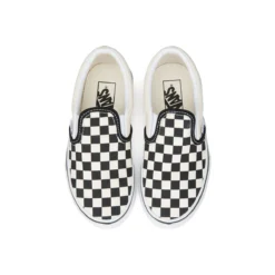 Vans Slip On Classic 8 Vans Slip On Classic -Mode Décontractée d8cffbd6478b4944d2ea8d9d341fa6ac