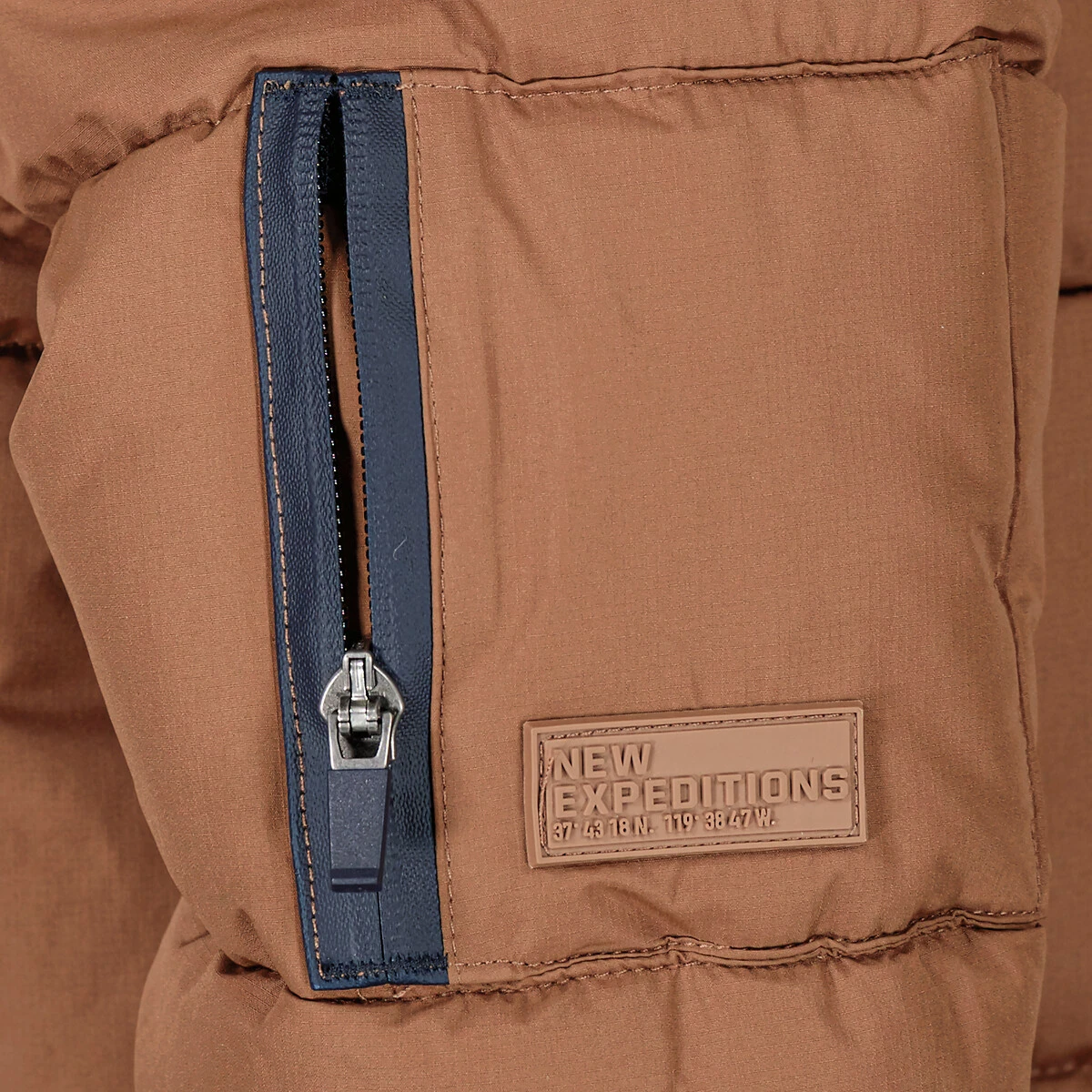 Doudoune Chaude à Capuche, Bordure Amovible 9 Doudoune Chaude à Capuche, Bordure Amovible – Image 9