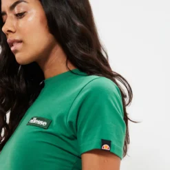 Ellesse T-shirt Crop, Chelu 19 Ellesse T-shirt Crop, Chelu -Mode Décontractée e682ae8b127477690951db4c538f6b09