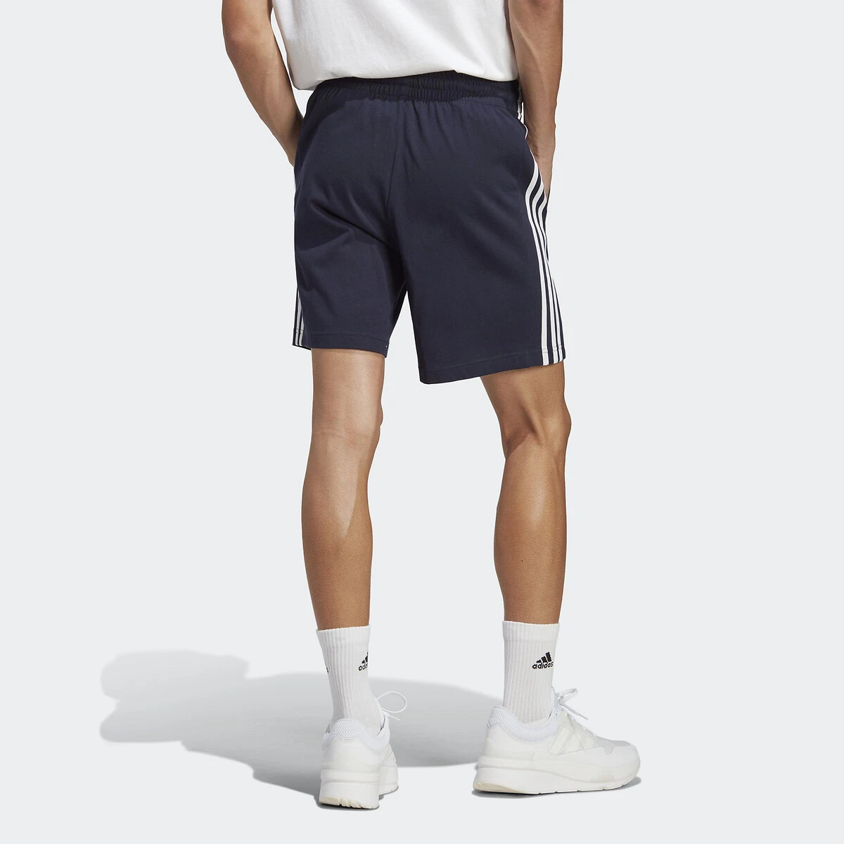 Adidas Sportswear Short Jogging à Bandes 3 Adidas Sportswear Short Jogging à Bandes – Image 3