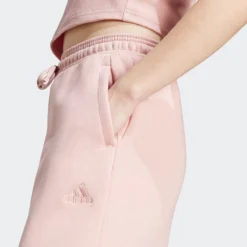 Adidas Sportswear Pantalon De Jogging Large Brand Love 11 Adidas Sportswear Pantalon De Jogging Large Brand Love -Mode Décontractée f98ca1b3100f0404a25351aa5fe3f26a